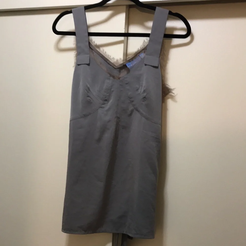 🌺 Simple Vera Unique Tank Top - Picture 3 of 7